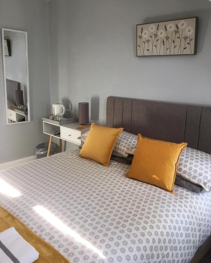 Bridgeside Guest House Looe Bagian luar foto