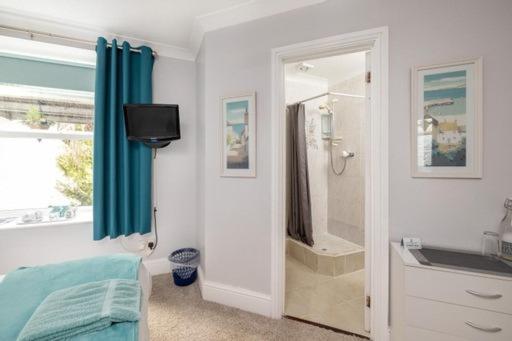 Bridgeside Guest House Looe Bagian luar foto