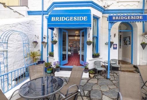 Bridgeside Guest House Looe Bagian luar foto